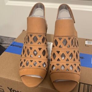 Vince Camuto Tan Cutout Sandals